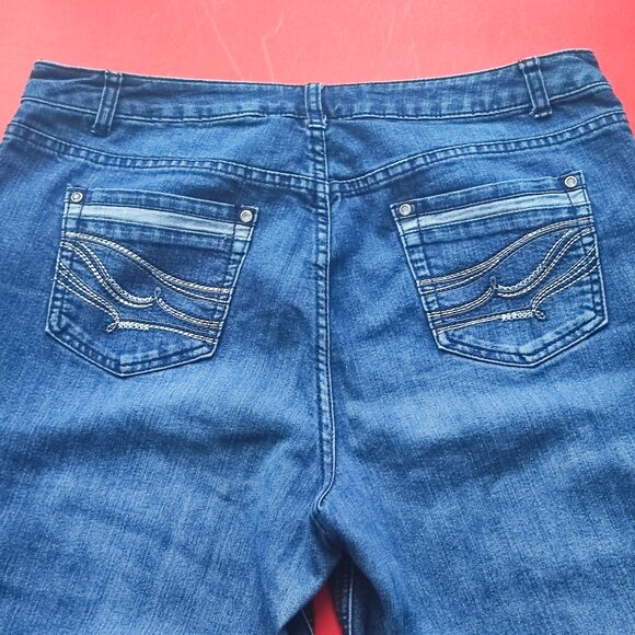Christopher & Banks jeans straight leg blue women's size 16 - Picture 4 of 9